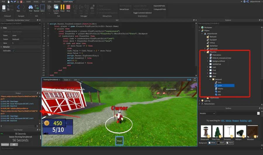 Окно Roblox Studio: сцена с красным сараем и лужайкой, справа дерево объектов, слева панель скрипта